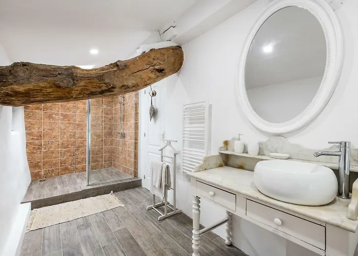 펜션 Le Petit Bouchon *