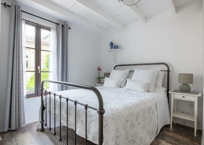 Le Petit Bouchon * Parcoul